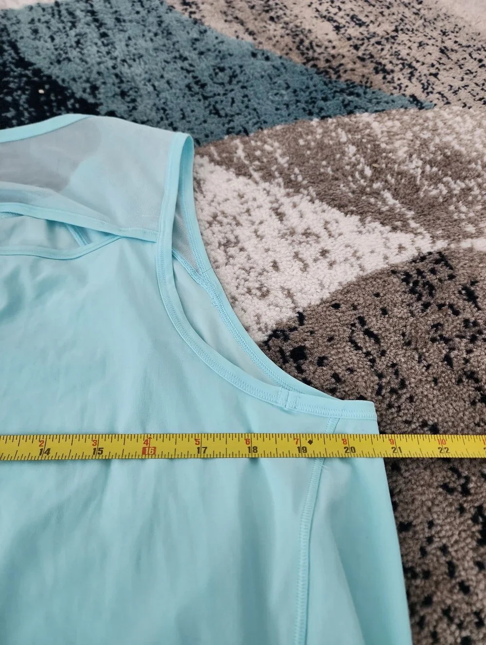 Lululemon Sculpt Tank Top Women Size ? Light Blue Mesh Back Vent Activewear READ